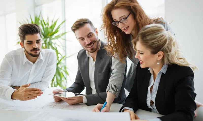Trí tuệ cảm xúc (EQ): Chìa khóa thầm lặng quyết định sự nghiệp nơi công sở