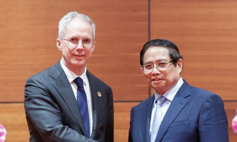 Thủ tướng đề nghị ADB hỗ trợ Việt Nam thực hiện các dự án hạ tầng quy mô lớn