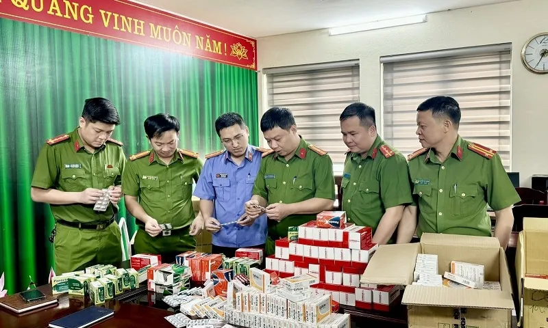 Thanh Hóa triệt phá đường dây thuốc giả gần 200 tỉ đồng, bắt giữ 14 nghi phạm