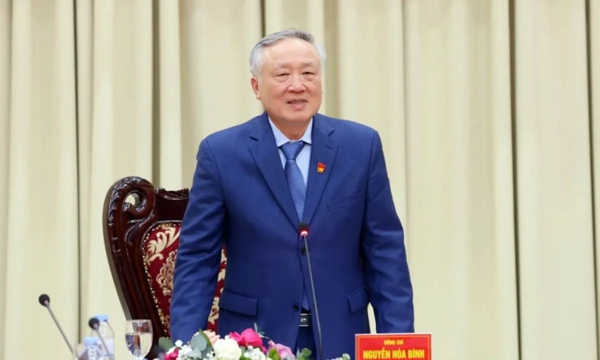pho-thu-tuong-thuong-truc-nguyen-hoa-binh-1104
