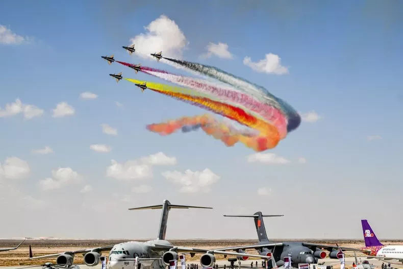 chinese-fighter-jets-perform-egypt