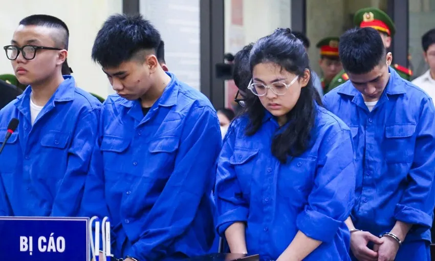 Mức án cho nhóm đua xe tông chết cô gái dừng đèn đỏ ở Hà Nội