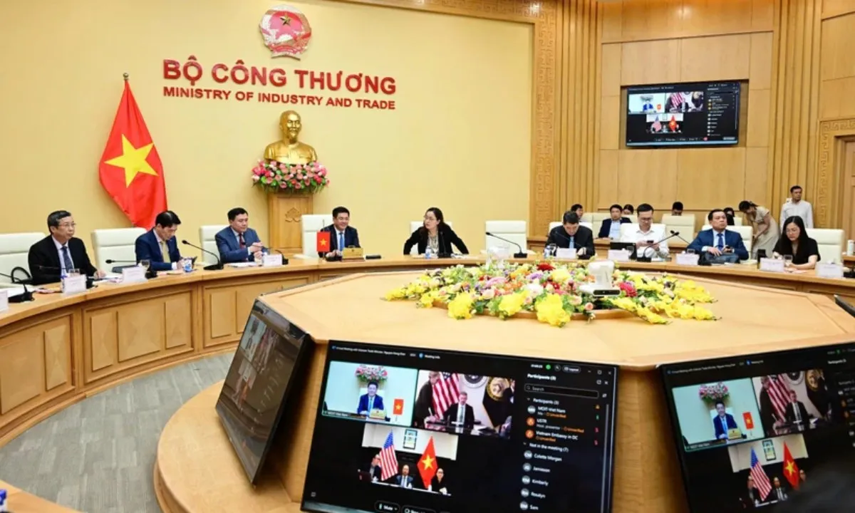 Bộ trưởng Công Thương điện đàm với Trưởng Đại diện Thương mại Mỹ