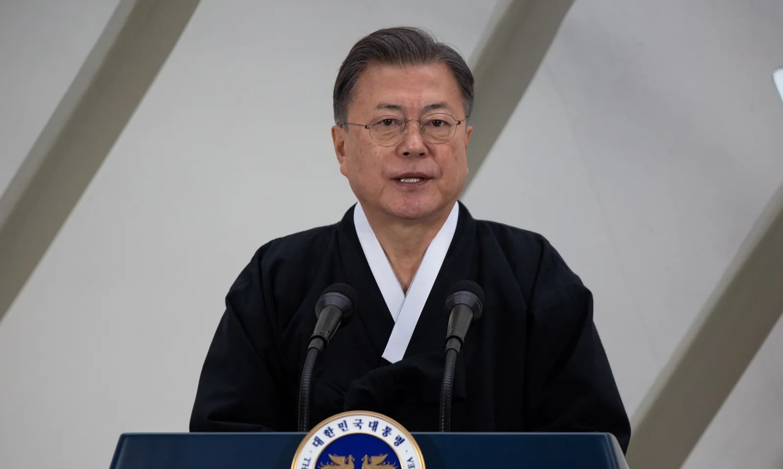 Hàn Quốc truy tố cựu tổng thống Moon Jae-in về tội nhận hối lộ