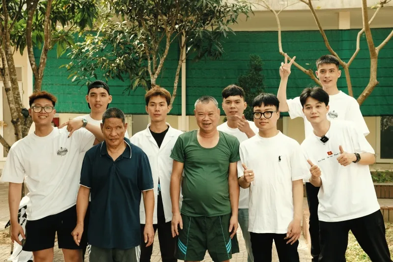 showbiz-nua-dau-2025-san-sinh-nhieu-tac-pham-ve-long-yeu-nuoc20250424-151355-74