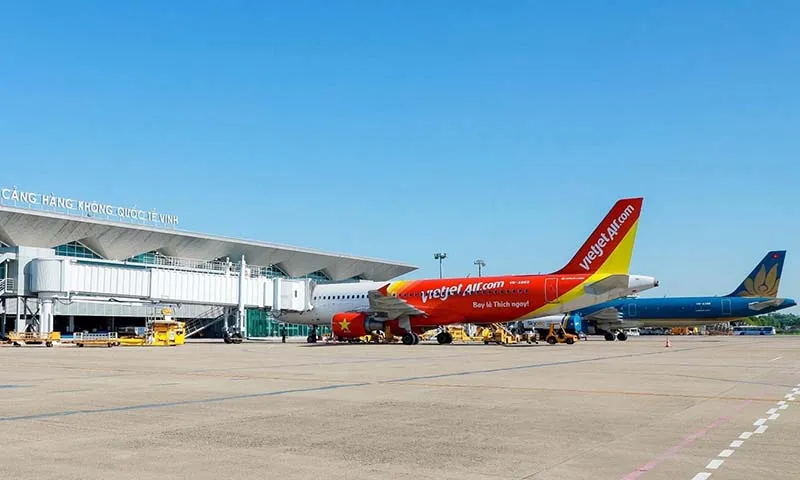 Đề nghị sớm triển khai dự án kéo dài đường băng sân bay Vinh