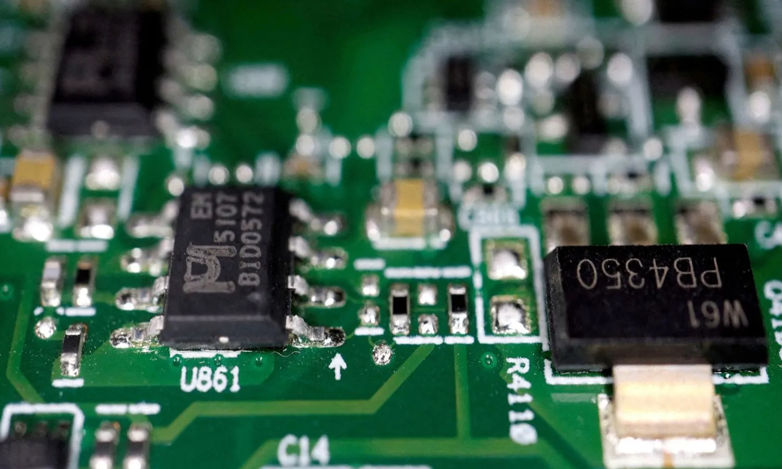 Trung Quốc ‘lặng lẽ’ dỡ bỏ thuế với một số chất bán dẫn do Mỹ sản xuất?