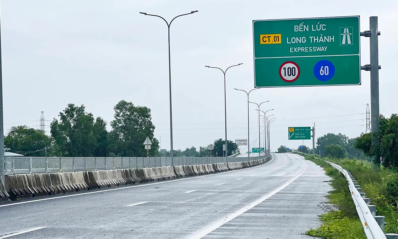 Chiều 28/4, cao tốc Bến Lức - Long Thành thông xe tạm thời thêm nhiều đoạn tuyến