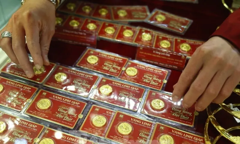Giá vàng nhẫn 9999 giảm mạnh xuống 116,5 triệu đồng/lượng