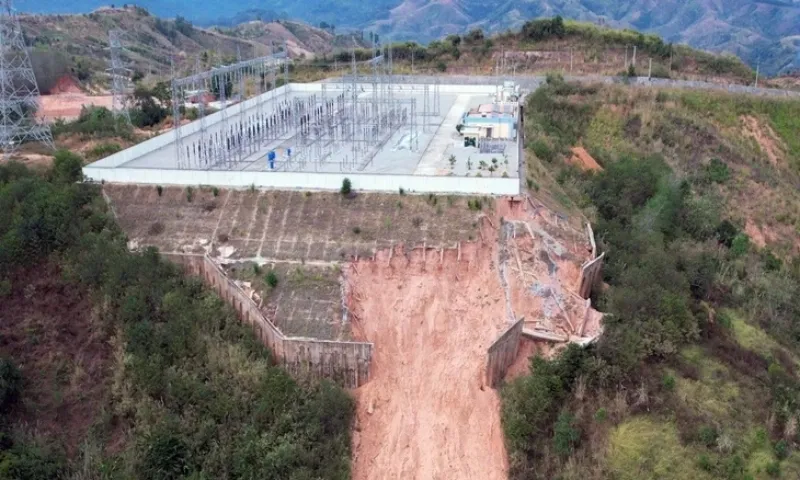 Kon Tum công bố tình huống khẩn cấp 