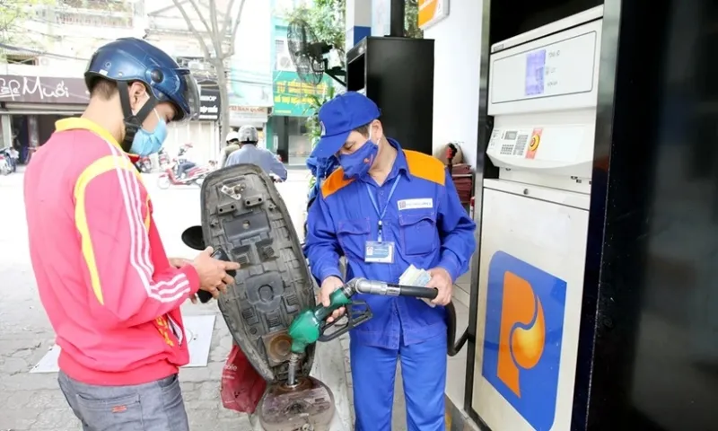 Giá xăng dầu sẽ điều chỉnh vào 5/5 