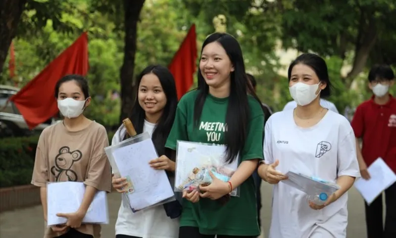 Đăng kí thi tốt nghiệp THPT 2025: Môn khoa học xã hội chiếm ưu thế