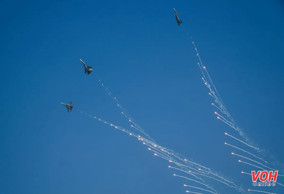 may-bay-2-voh-2-104325