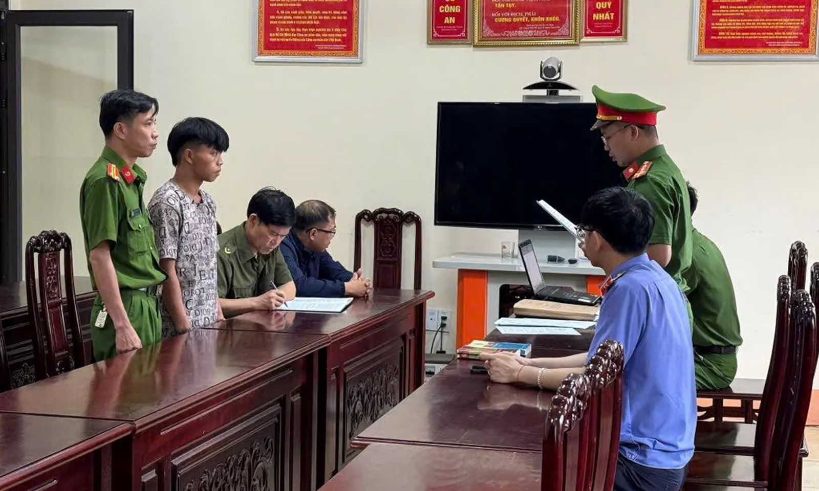 Khởi tố nam thanh niên chạy xe bất cẩn, tông người đàn ông thiệt mạng