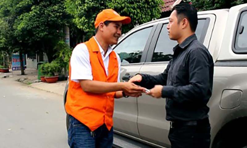 Dịch vụ bạn uống, tôi lái gia tăng khách hàng