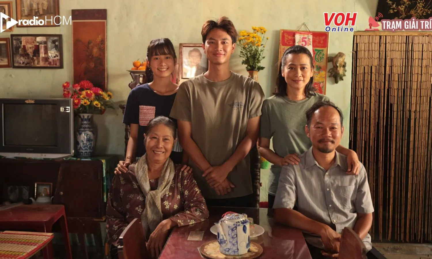 Lật Mặt 8 khiến bạn muốn gọi về cho cha mẹ ngay sau khi xem  