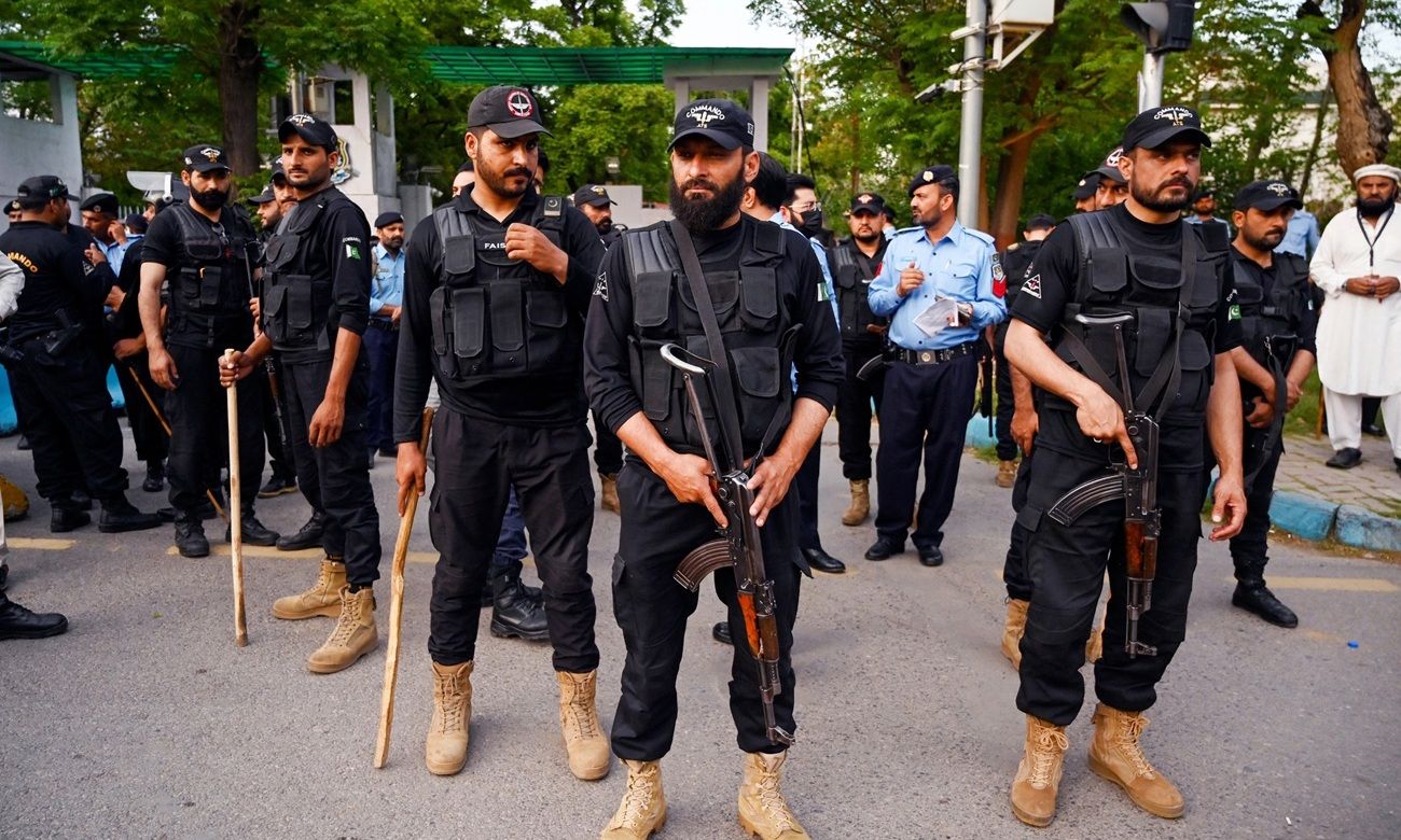 Người dân Pakistan sống ở vùng giáp Ấn Độ được kêu gọi tích trữ lương thực
