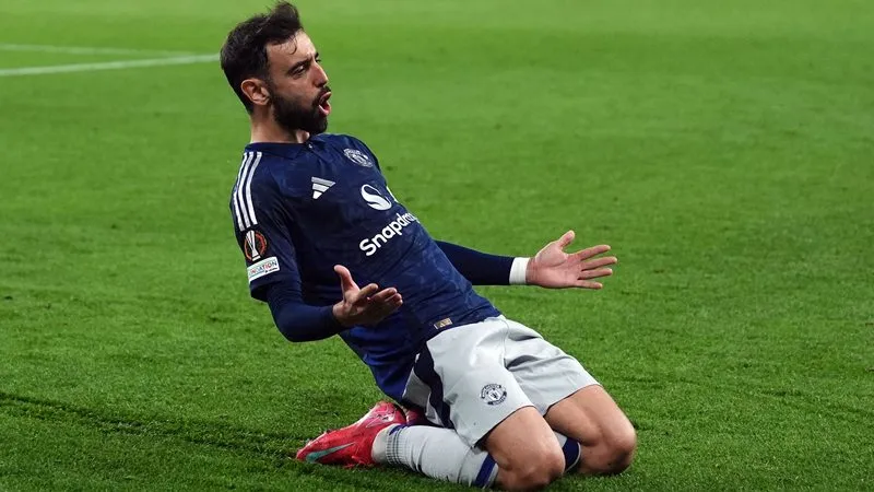 Bruno Fernandes điền tên mình vào lịch sử Europa League. Ảnh: Internet