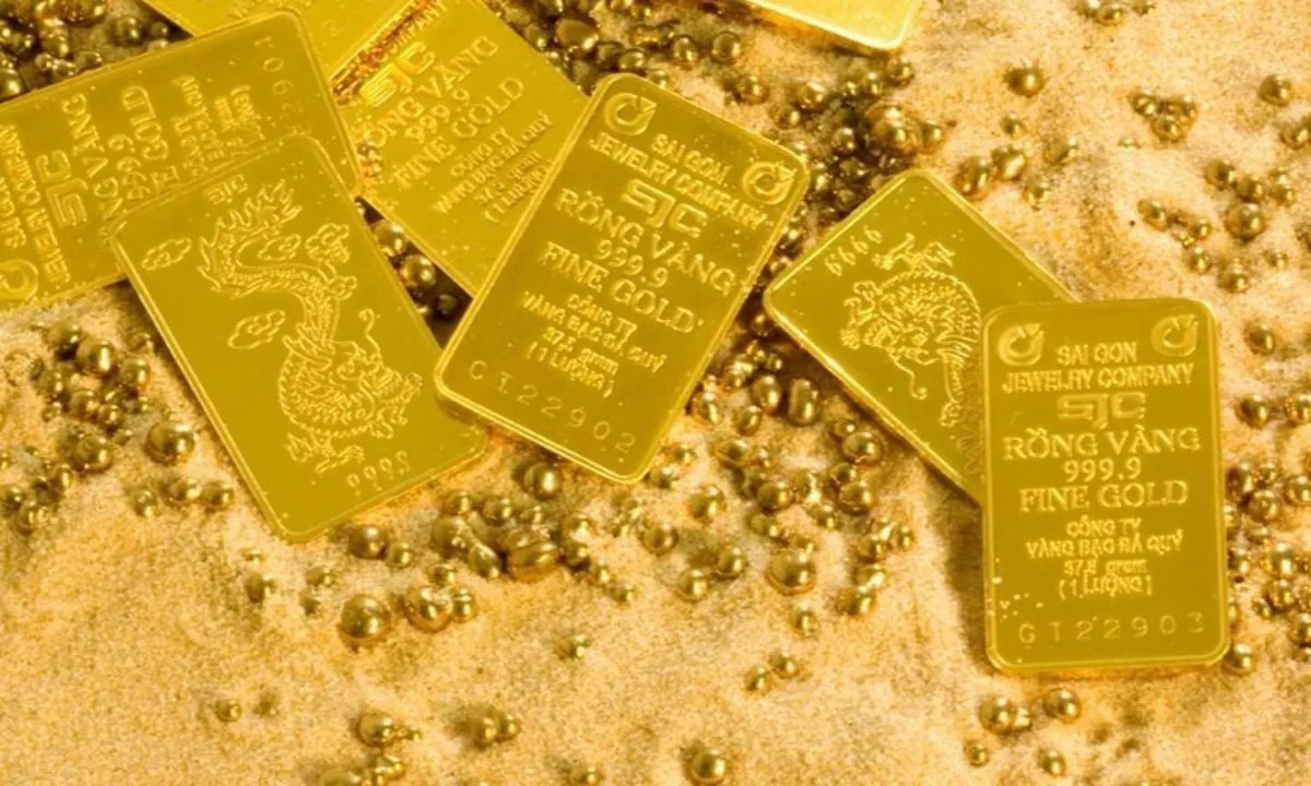 Giá vàng miếng SJC duy trì ngưỡng 121 triệu đồng/lượng, đà bán chậm lại