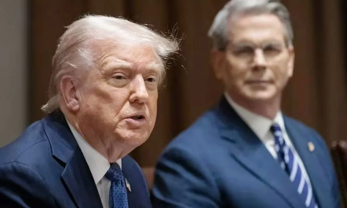 Mỹ duy trì lệnh trừng phạt Nga, viện trợ quân sự tiếp tục chảy vào Ukraine