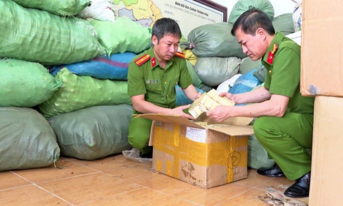 Thủ tướng: Không bỏ lọt trường hợp vi phạm liên quan đến sữa giả, thuốc giả