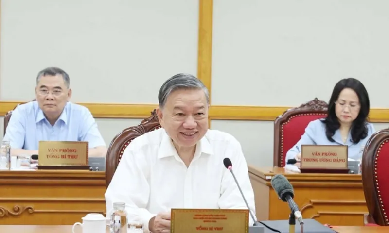 Tổng Bí thư Tô Lâm chủ trì họp về tiến độ triển khai sắp xếp bộ máy hành chính