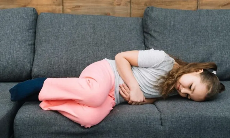 Viêm loét dạ dày, tá tràng ở trẻ: Cảnh báo và cách điều trị kịp thời