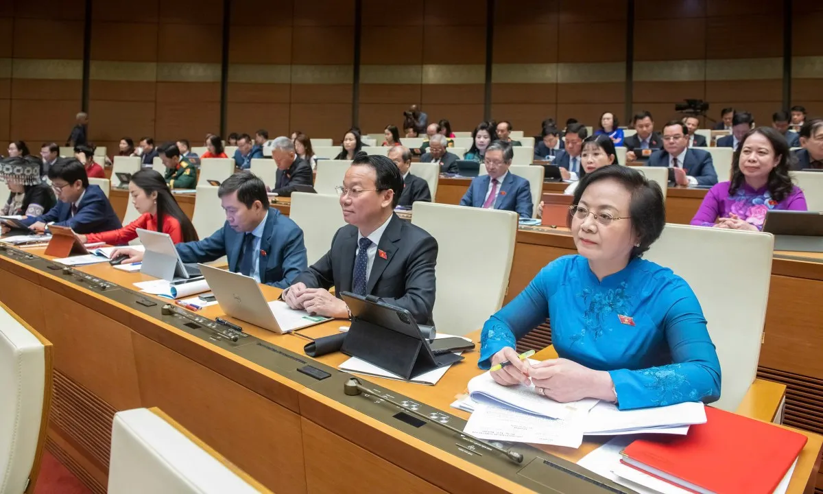 050520251029-z6569275191323_6f8b3eafc5b0de70633dd7de61f3135c