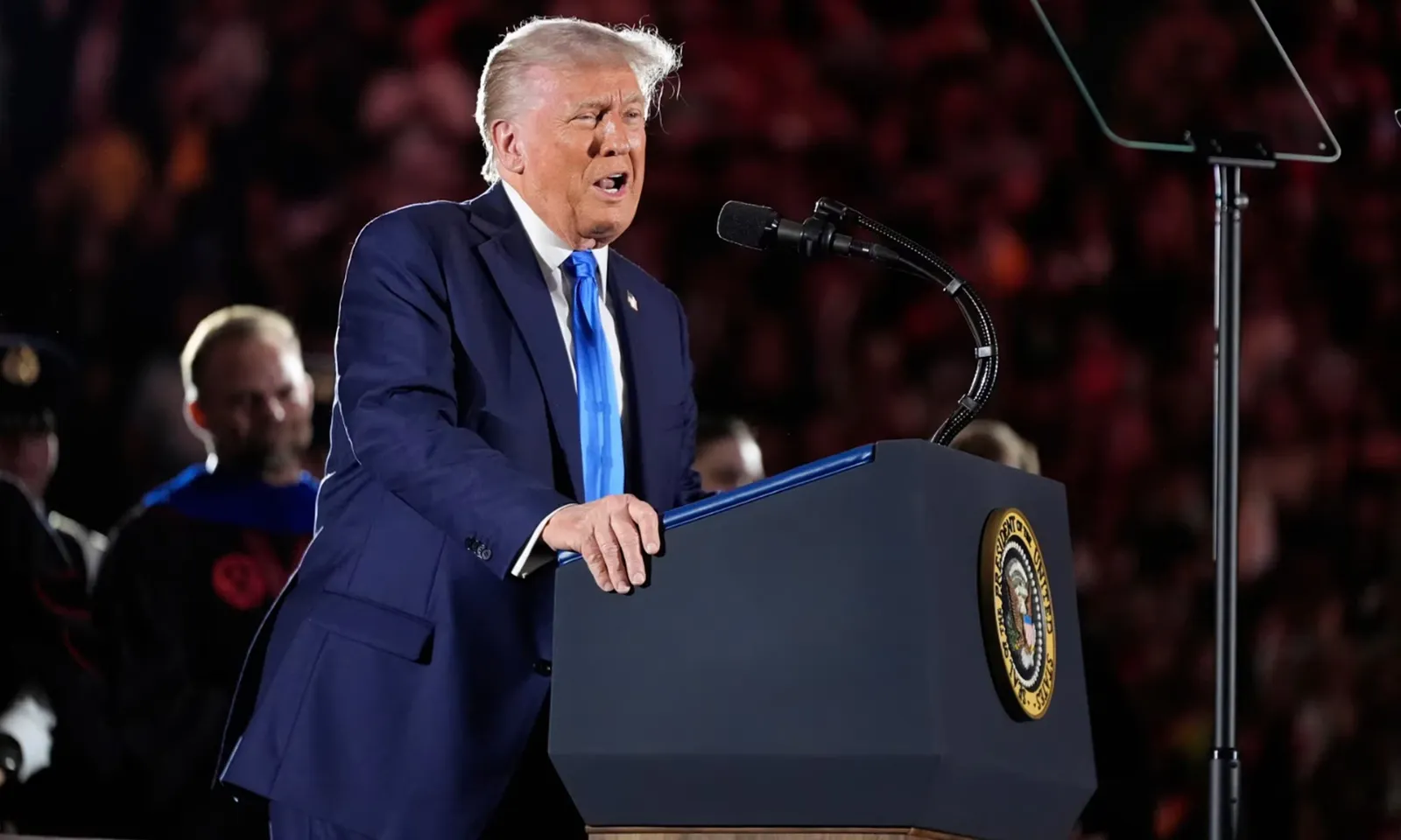 Ông Trump tuyên bố áp thuế 100% đối với phim sản xuất ở nước ngoài