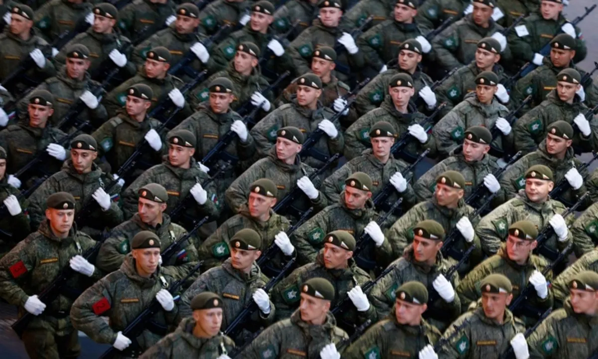 2025-05-03t190944z1953477347rc2haeaac2llrtrmadp3ww2-anniversary-russia-parade-rehearsal-17464963986202126671561
