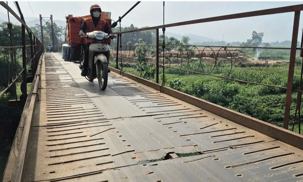Phú Thọ: Cầu treo Hà Biên xuống cấp nghiêm trọng, đe dọa an toàn giao thông