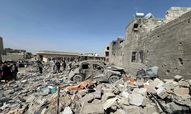 Israel không kích Houthi ở Yemen sau vụ tấn công tên lửa