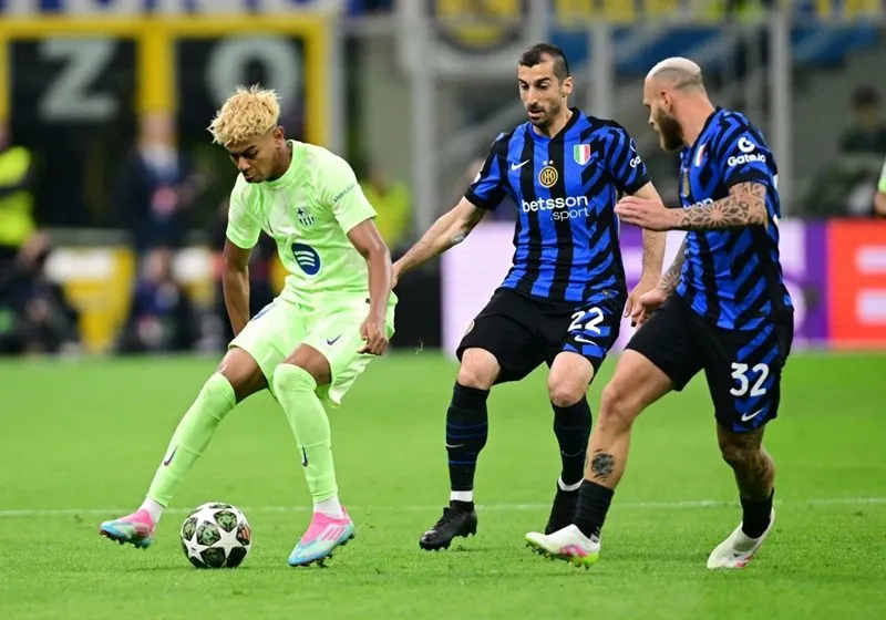 Trận đấu Bán kết lượt về giữa Inter Milan và Barca có nhiều tranh cãi. Ảnh: Internet