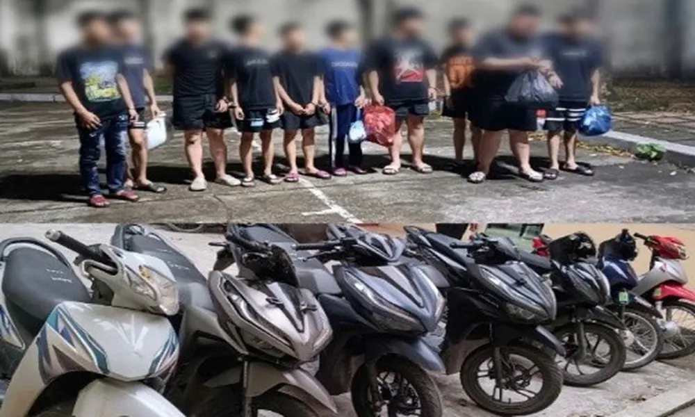 Nhóm ‘quái xế’ tuổi teen đánh người giữa phố để khoe chiến tích