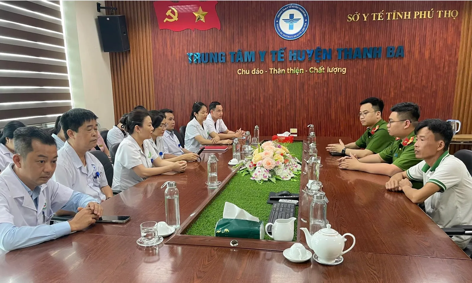 Người đàn ông tấn công nhân viên y tế tại Phú Thọ công khai xin lỗi các y, bác sĩ