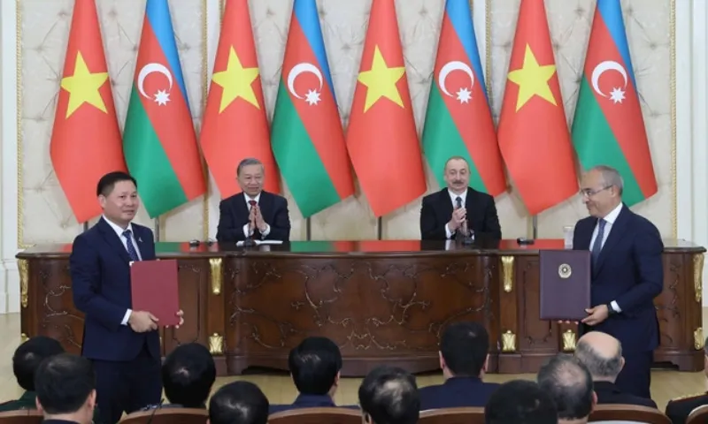 Việt Nam - Azerbaijan ký loạt văn kiện, nâng tầm hợp tác chiến lược