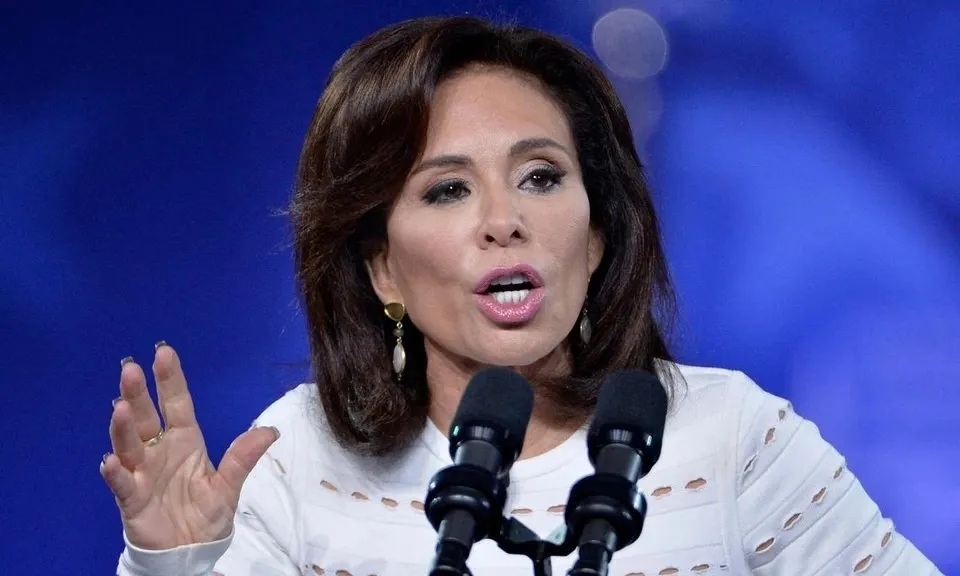 MC của Fox News được Tổng thống Trump chọn làm quyền công tố viên liên bang 