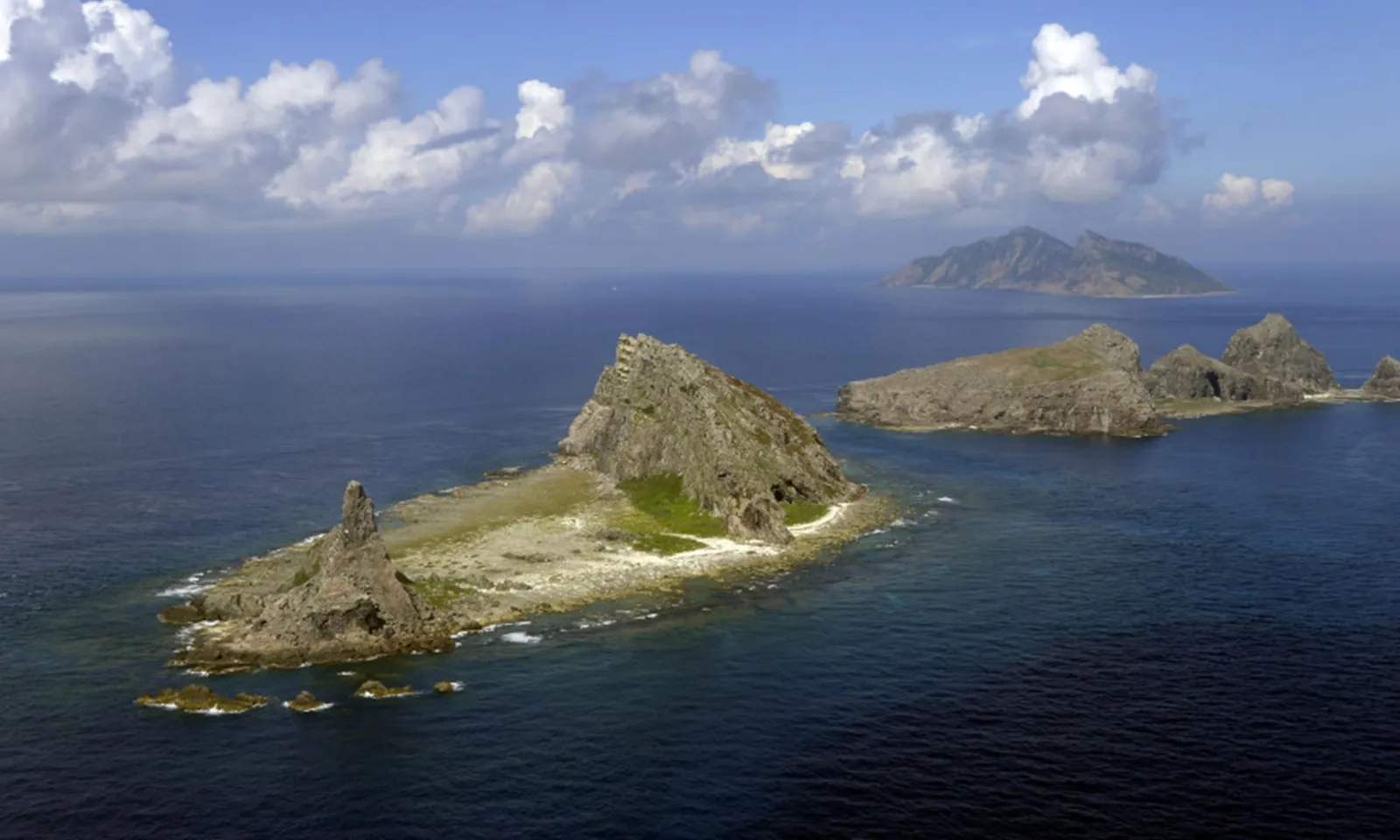 Nhật Bản kêu gọi máy bay dân sự thận trọng khi đến gần quần đảo Senkaku