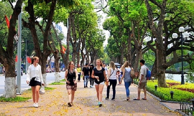 Hà Nội đặt mục tiêu thu hút 7,5 triệu khách quốc tế trong năm 2025