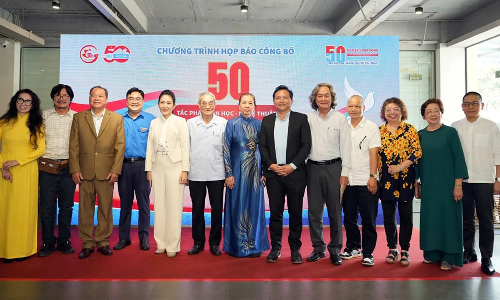 Điện ảnh undefined sân khấu - những thước phim, vở diễn viết lên lịch sử