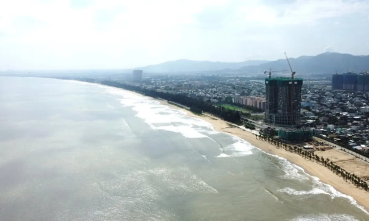 da-nang-lan-bien