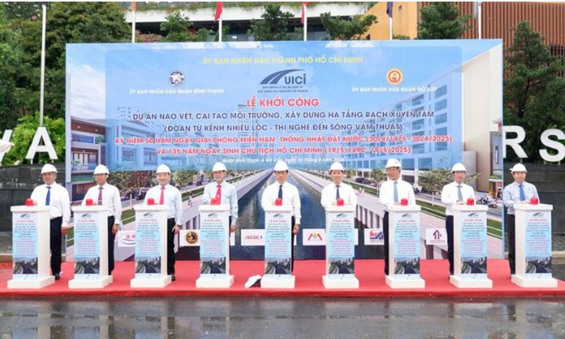 Khởi công cải tạo tuyến rạch Xuyên Tâm, con rạch ô nhiễm nhất TPHCM 