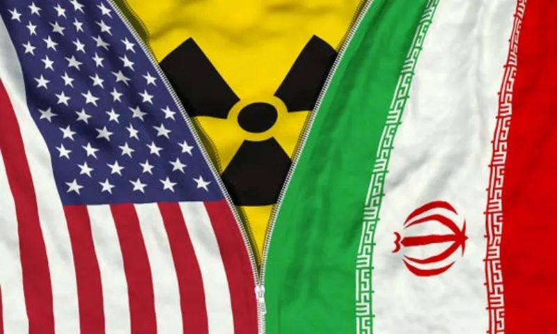 Iran tuyên bố cứng rắn về quyền phát triển hạt nhân 