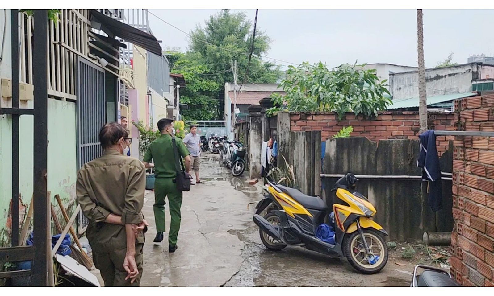 Phóng hỏa vì ghen tuông, hai người chết, một người nguy kịch