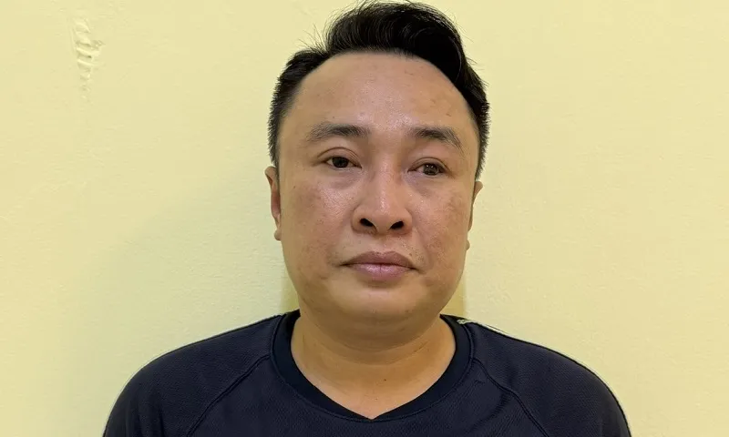 Tạm giữ đối tượng say rượu, chống đối công an