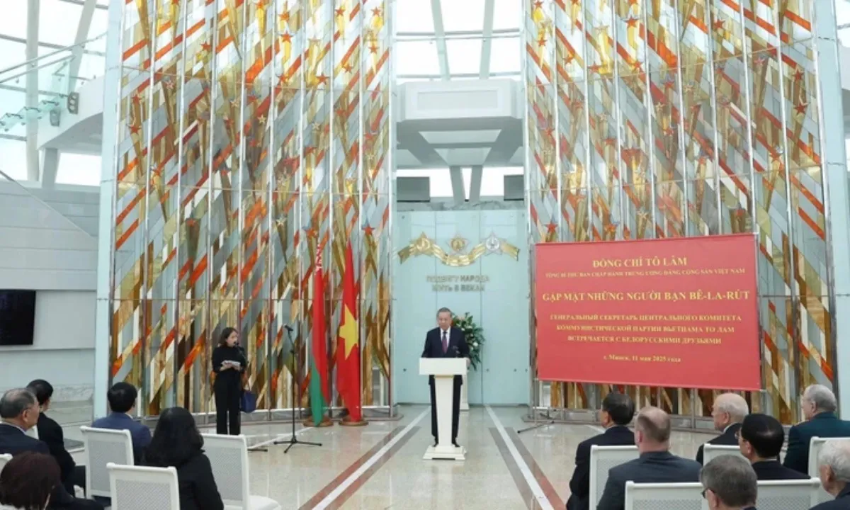 tong-bi-thu-gap-mat-tri-an-nhung-nguoi-ban-belarus-cua-viet-nam-1