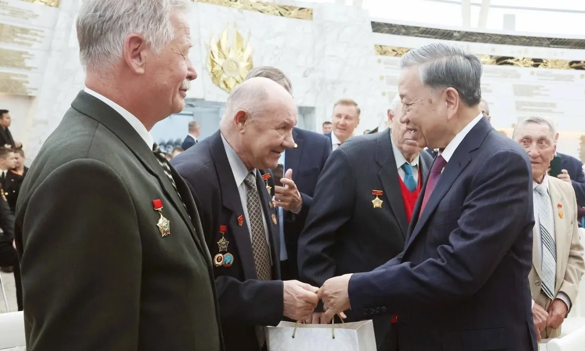 vnapotaltongbithugapmattriannhungnguoibanbelaruscuavietnam8026117-1746980363253