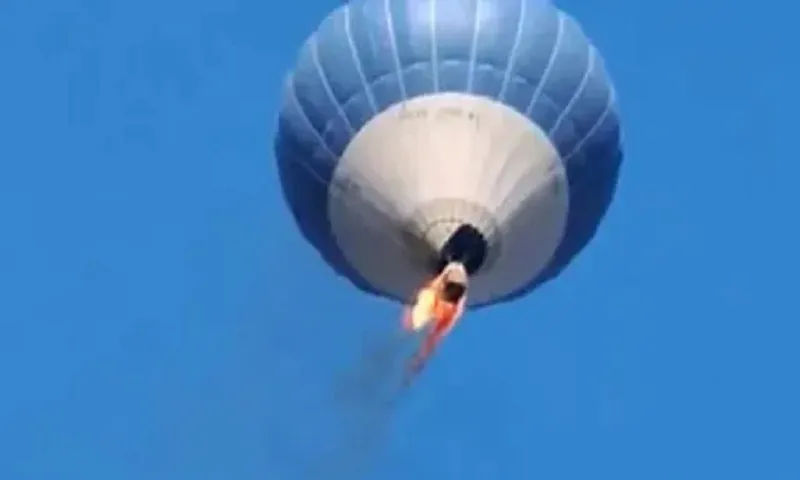 cháy khinh khí cầu