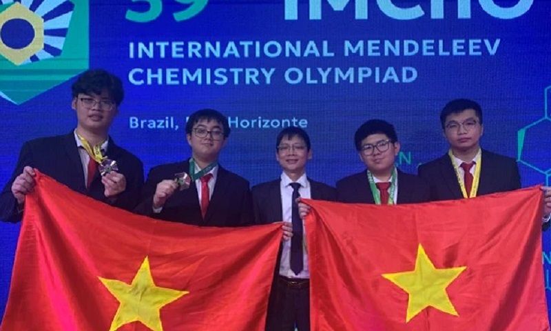 Học sinh Việt Nam giành 4 huy chương tại Olympic hóa học quốc tế Mendeleev 2025
