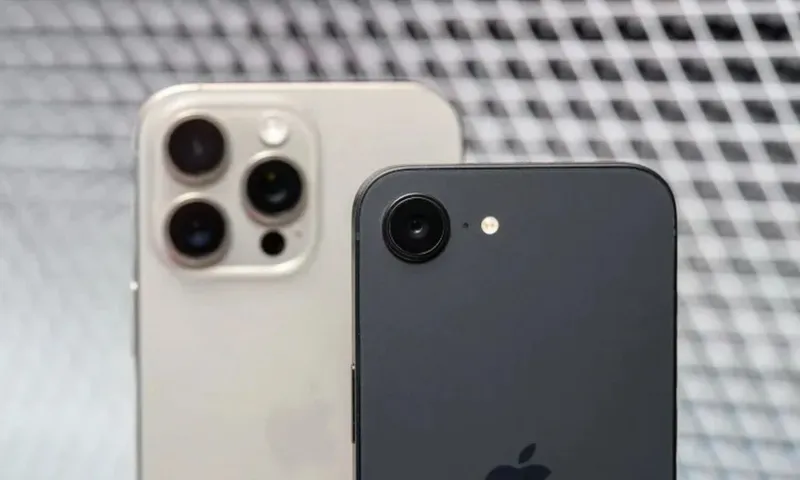 Apple cân nhắc tăng giá iPhone mới 